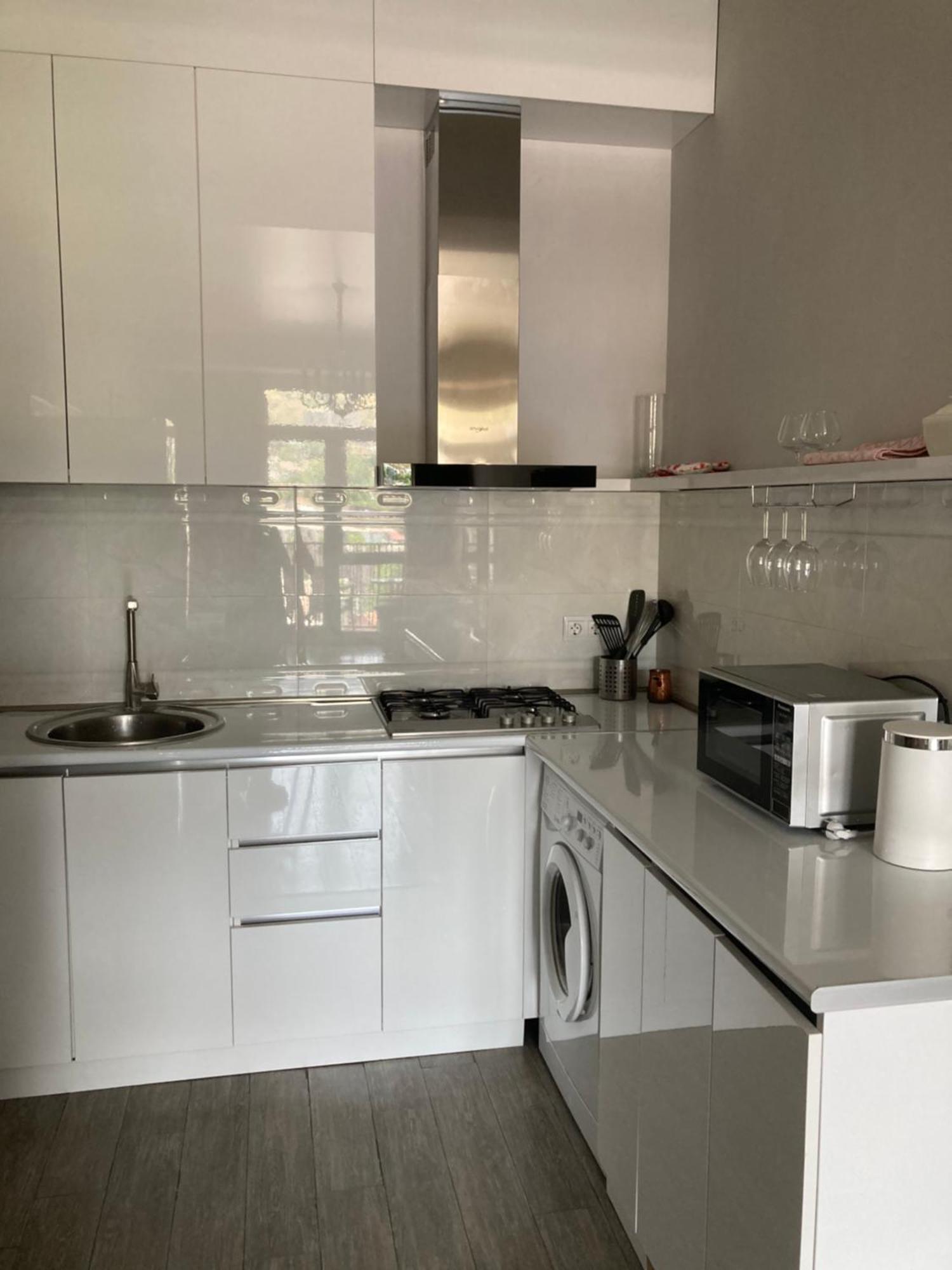 Sunny Apartment Ortachala Tbilisi Luaran gambar