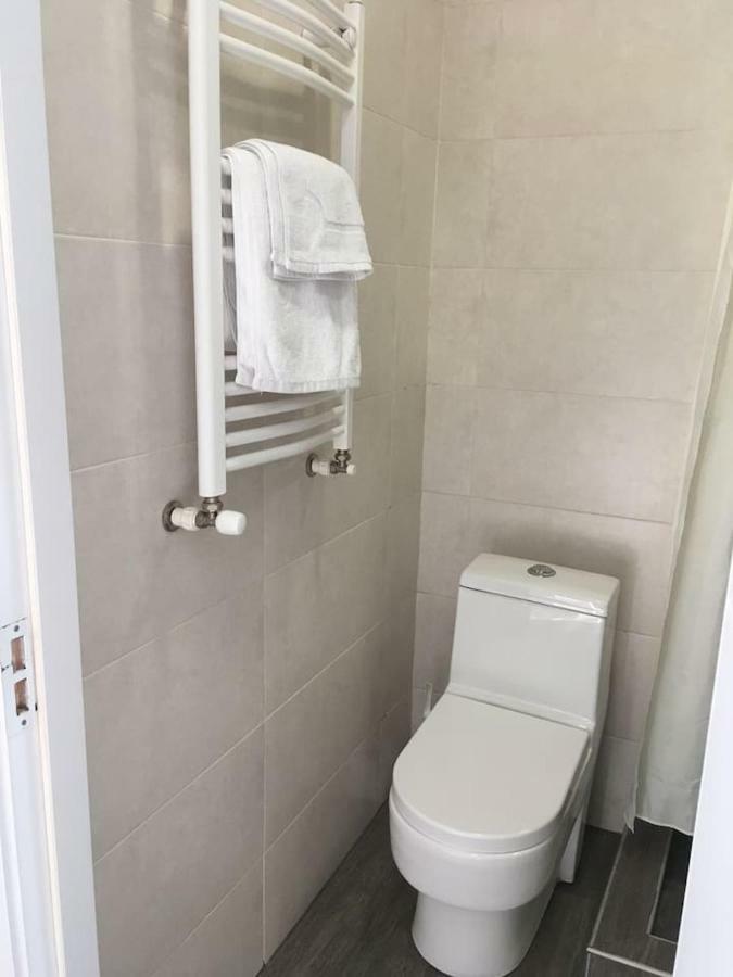 Sunny Apartment Ortachala Tbilisi Luaran gambar